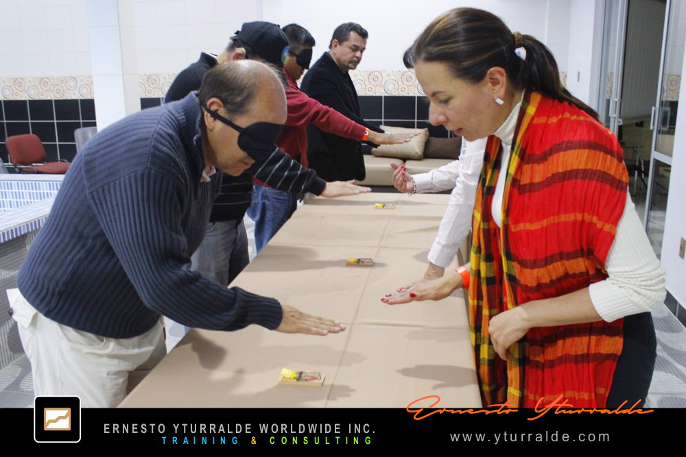 Team Building Max LATAM | Talleres de Cuerdas | Actividades lúdicas empresariales